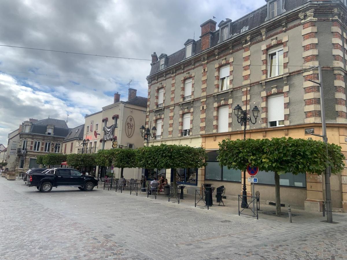 Ay Central Ay-Champagne Bagian luar foto