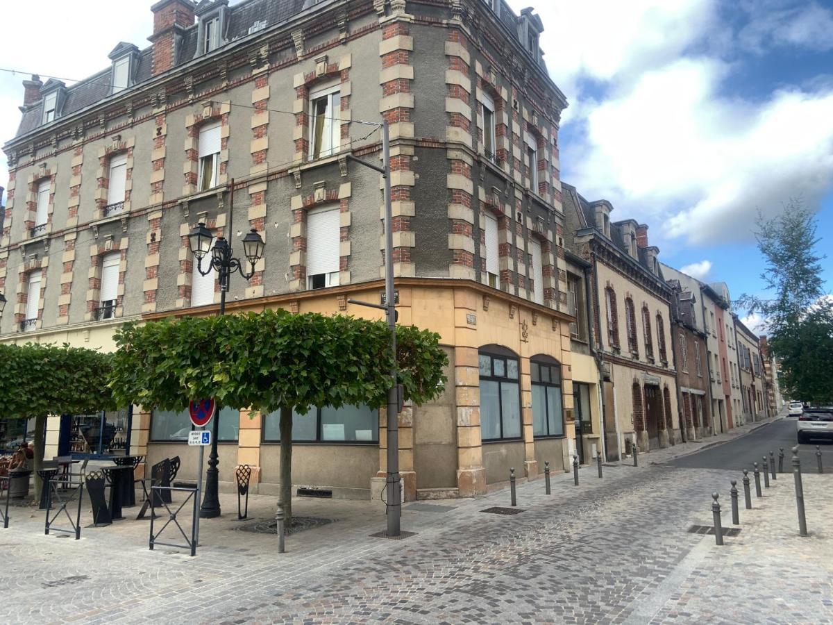 Ay Central Ay-Champagne Bagian luar foto